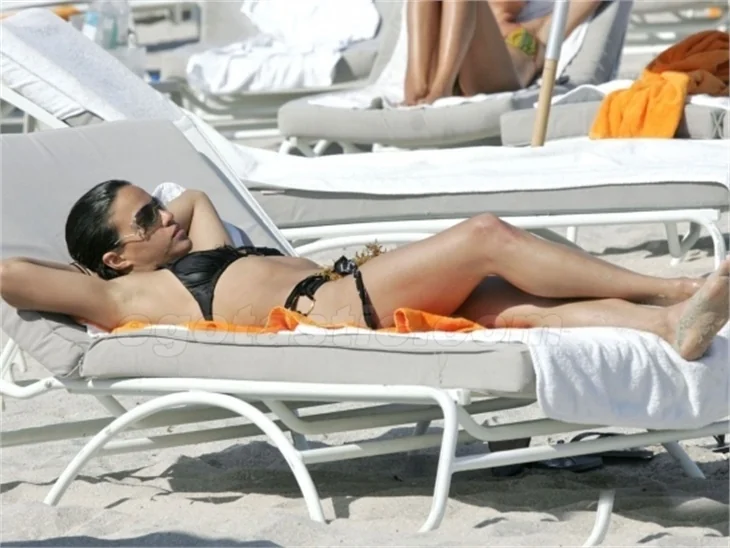 Michelle Rodriguez'in tatil keyfi
