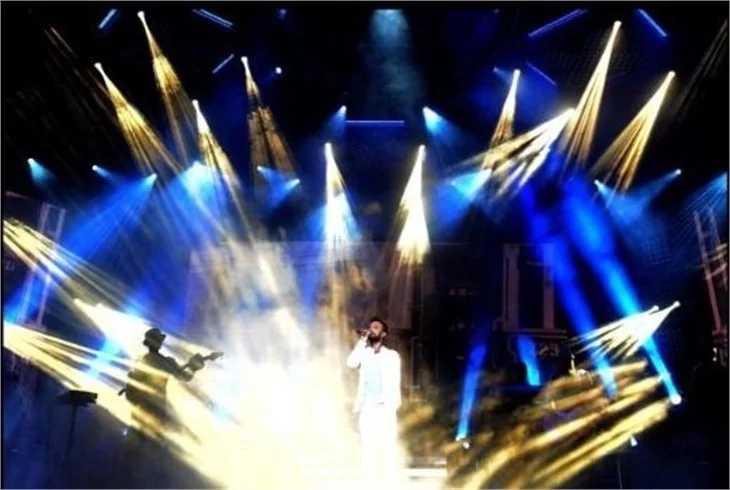 Tarkan, Harbiye'yi salladı..