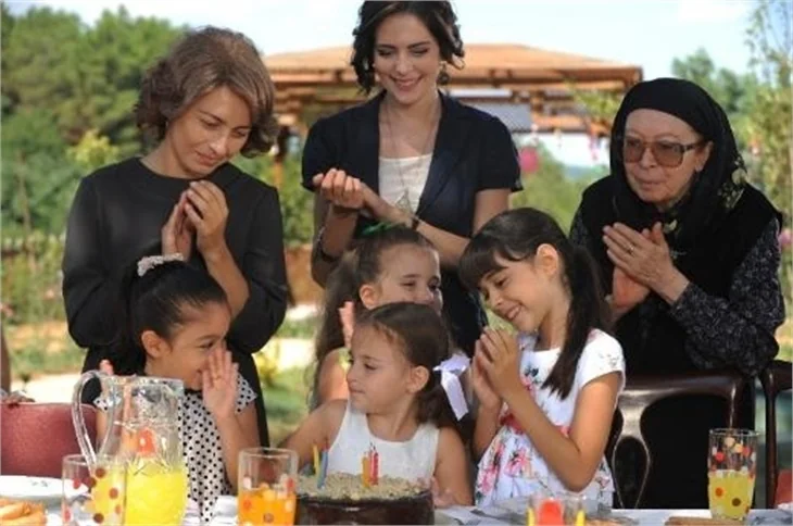 İşte yeni Cemile...