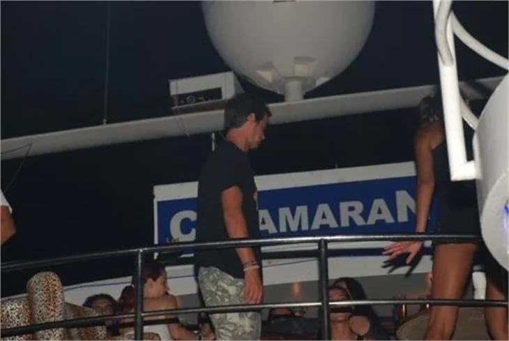 Alp Kırşan, Ebru Şancı'yla görüldü...