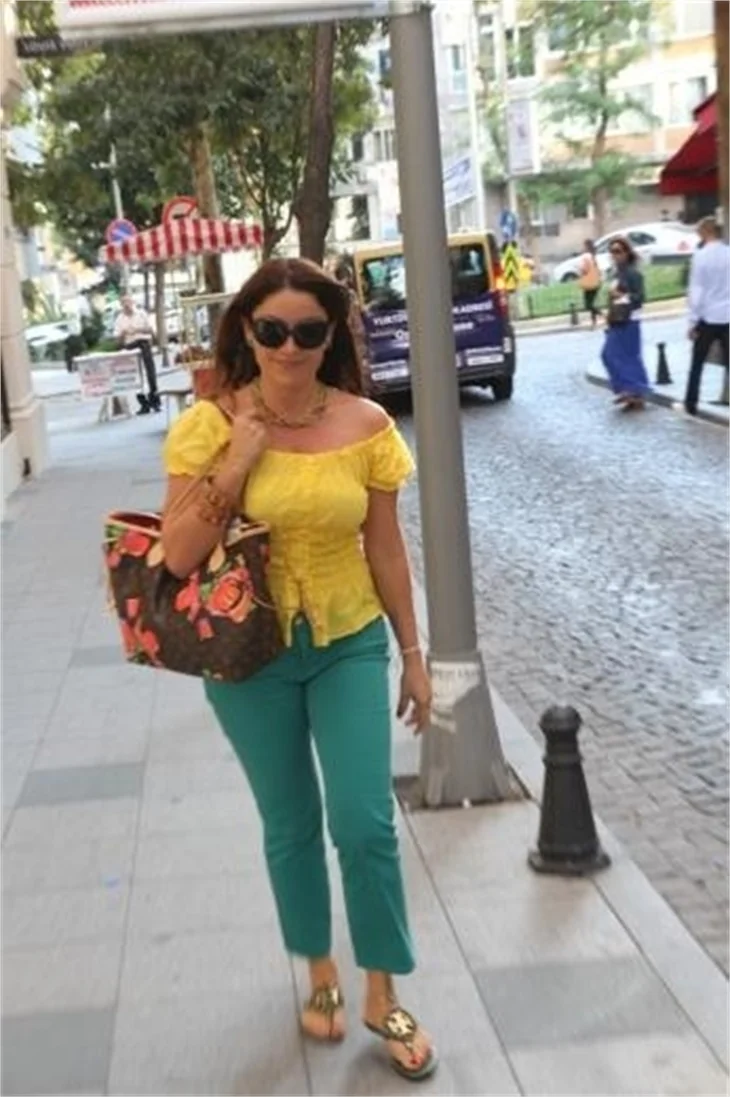 Aşkın Nur Yengi ters ışık kurbanı oldu!