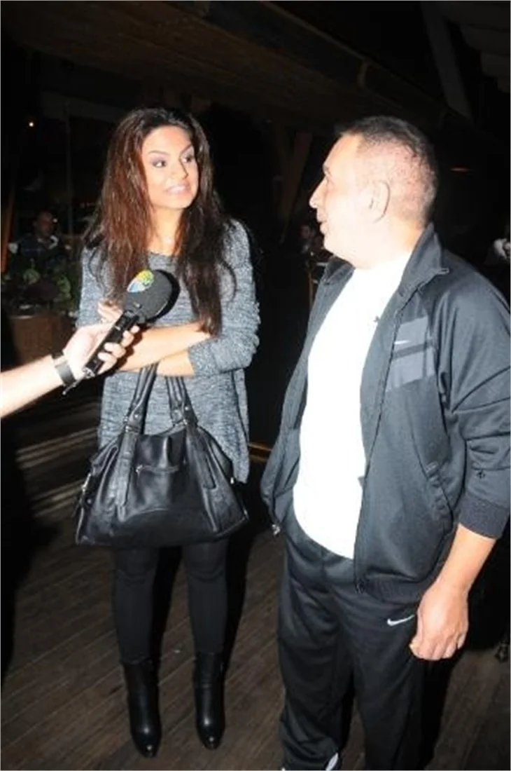 Almeda Abazi ve Gökhan Şükür böyle görüntülendi.