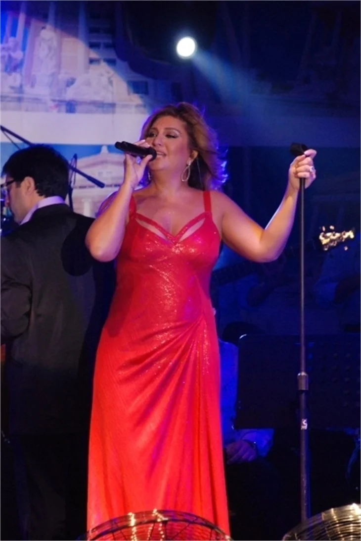 Sibel Can'ın muhteşem Kıbrıs konseri