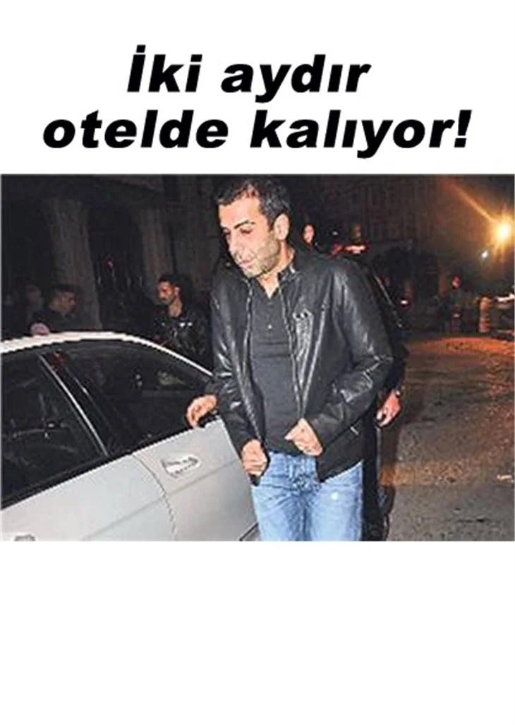 EMRE KARAYEL NEDEN EVSİZ KALDI?