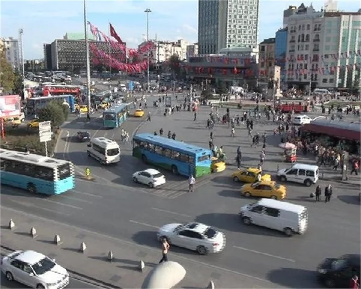 Taksim Meydan Düzenleme çalışmaları başladı