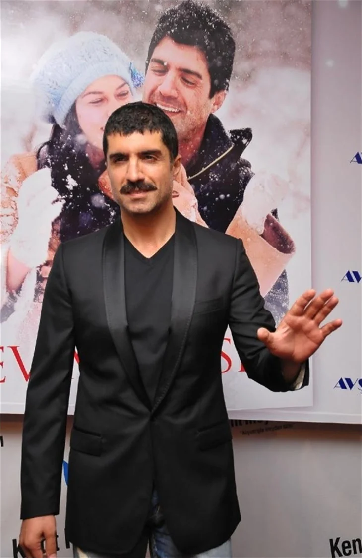 Evim Sensin, gişede Skyfall'u geçti