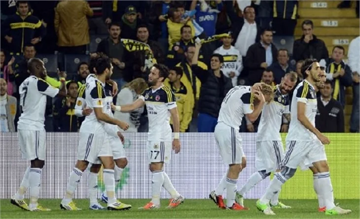 Fenerbahçe - AEL maçının ilginç anları...