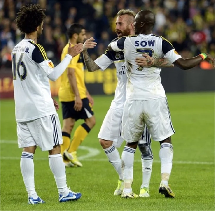 Fenerbahçe - AEL maçının ilginç anları...