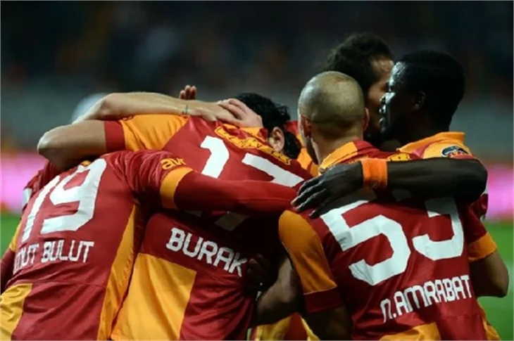 Galatasaray - İ.B.B maçından kareler...