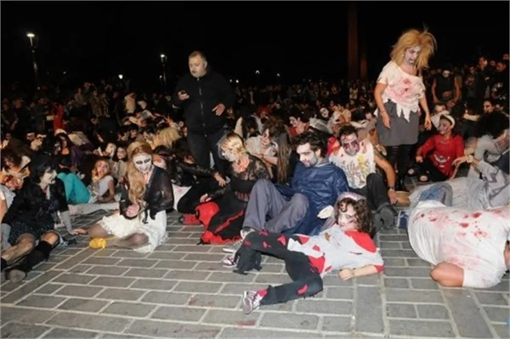 Michael Jackson'ın 'zombi' hayranları..