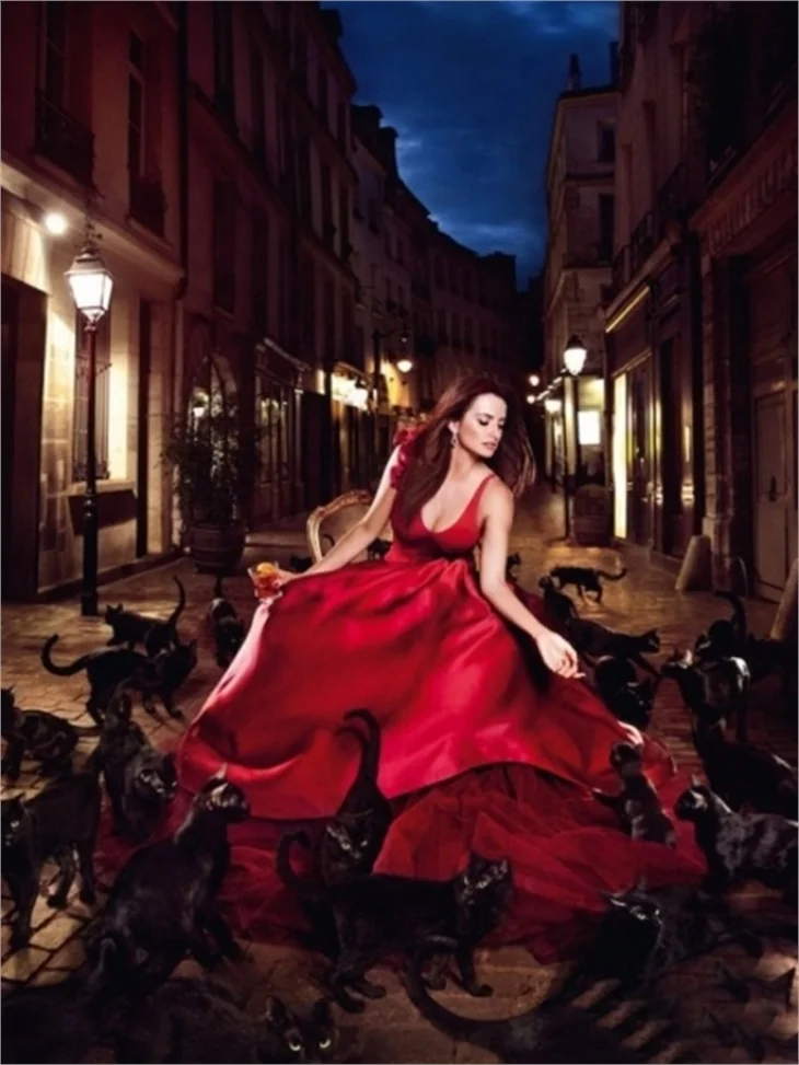 Penelope Cruz'dan 2013 takvimi