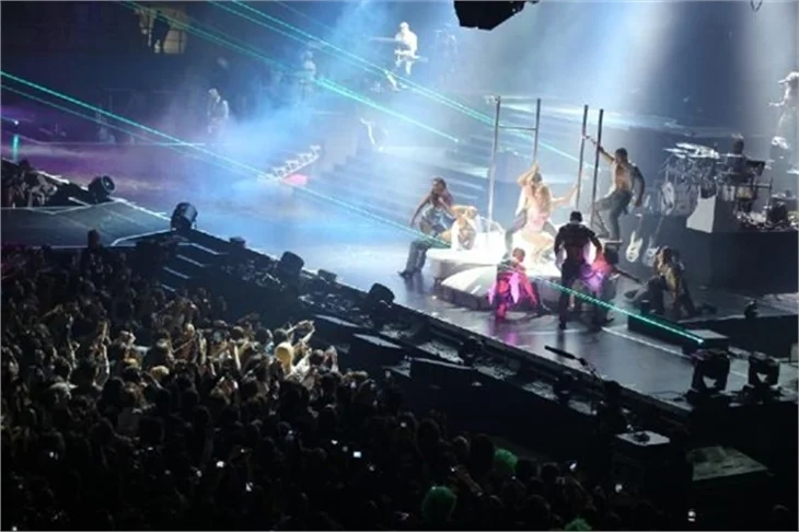 Jennifer Lopez verdiği konserler İstanbul'u salladı!