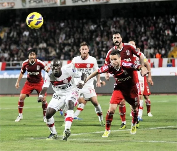 Beşiktaş-Antalya maçından kareler!