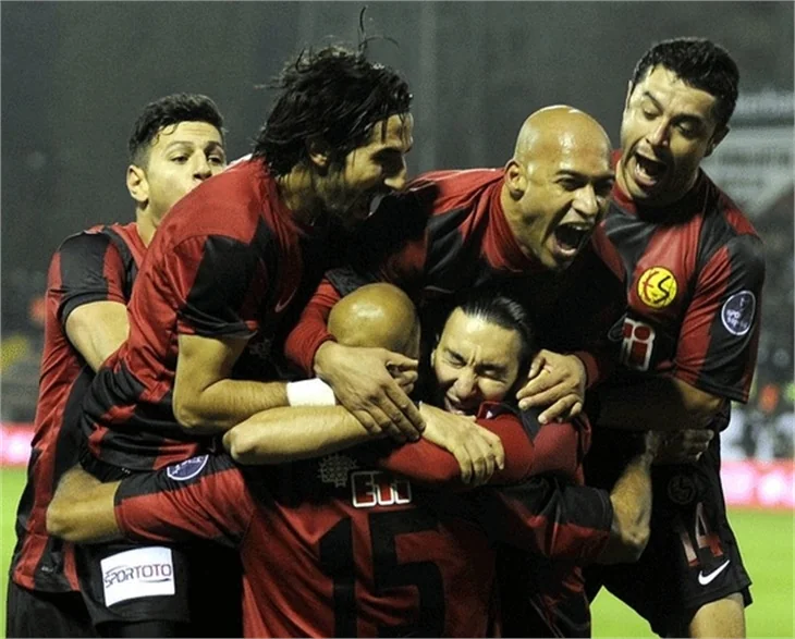 Eskişehirspor-F.Bahçe maçından kareler