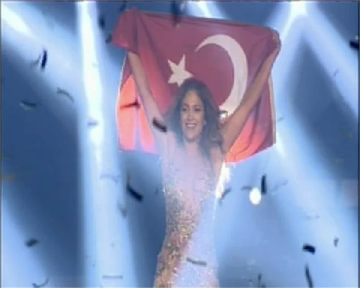 Jennifer Lopez Türk bayrağına sarıldı!