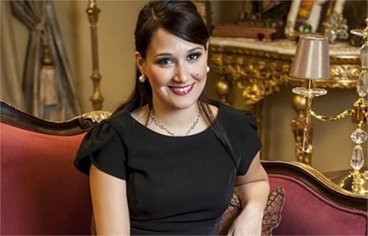 Gupse Özay'dan büyük sürpriz!