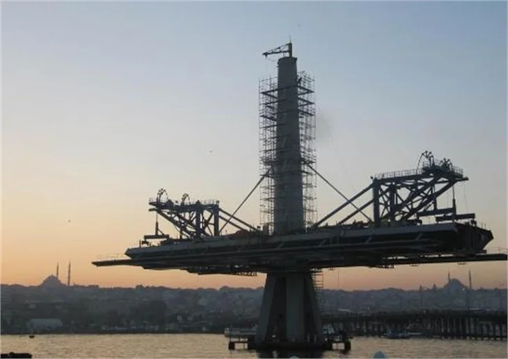 Haliç'e yapılacak İstanbul'un yeni köprüsü..