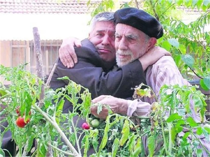 İzzet Çapa'nın Aydemir Akbaş röportajı!
