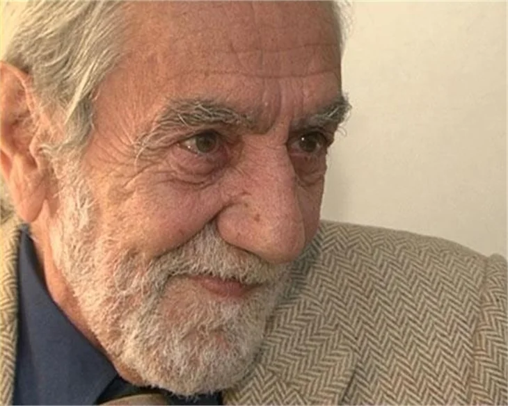 İzzet Çapa'nın Aydemir Akbaş röportajı!