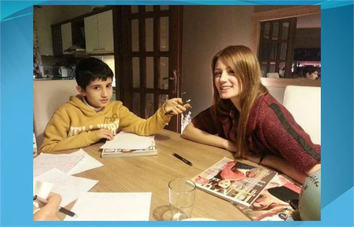 Gizem Karaca hayranını kıramadı!