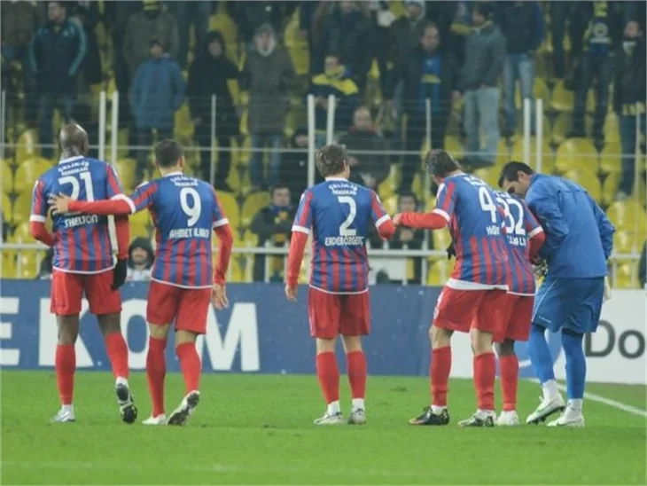 Fenerbahçe Karabükspor maçından kareler
