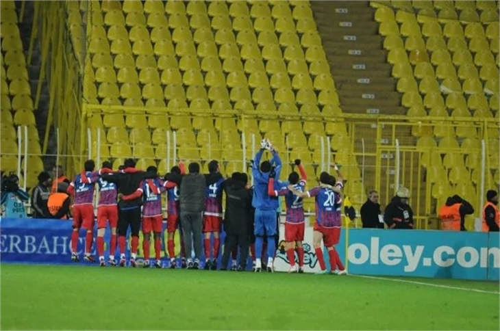 Fenerbahçe Karabükspor maçından kareler
