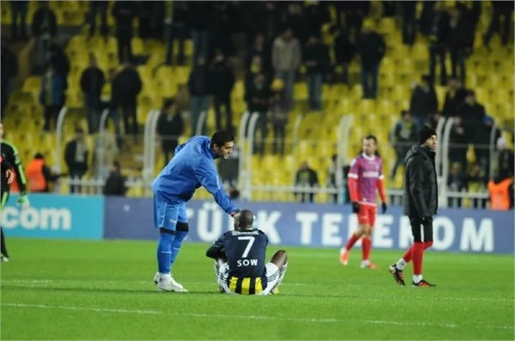 Fenerbahçe Karabükspor maçından kareler