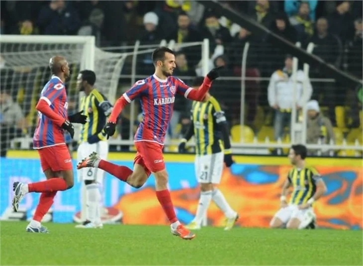 Fenerbahçe Karabükspor maçından kareler