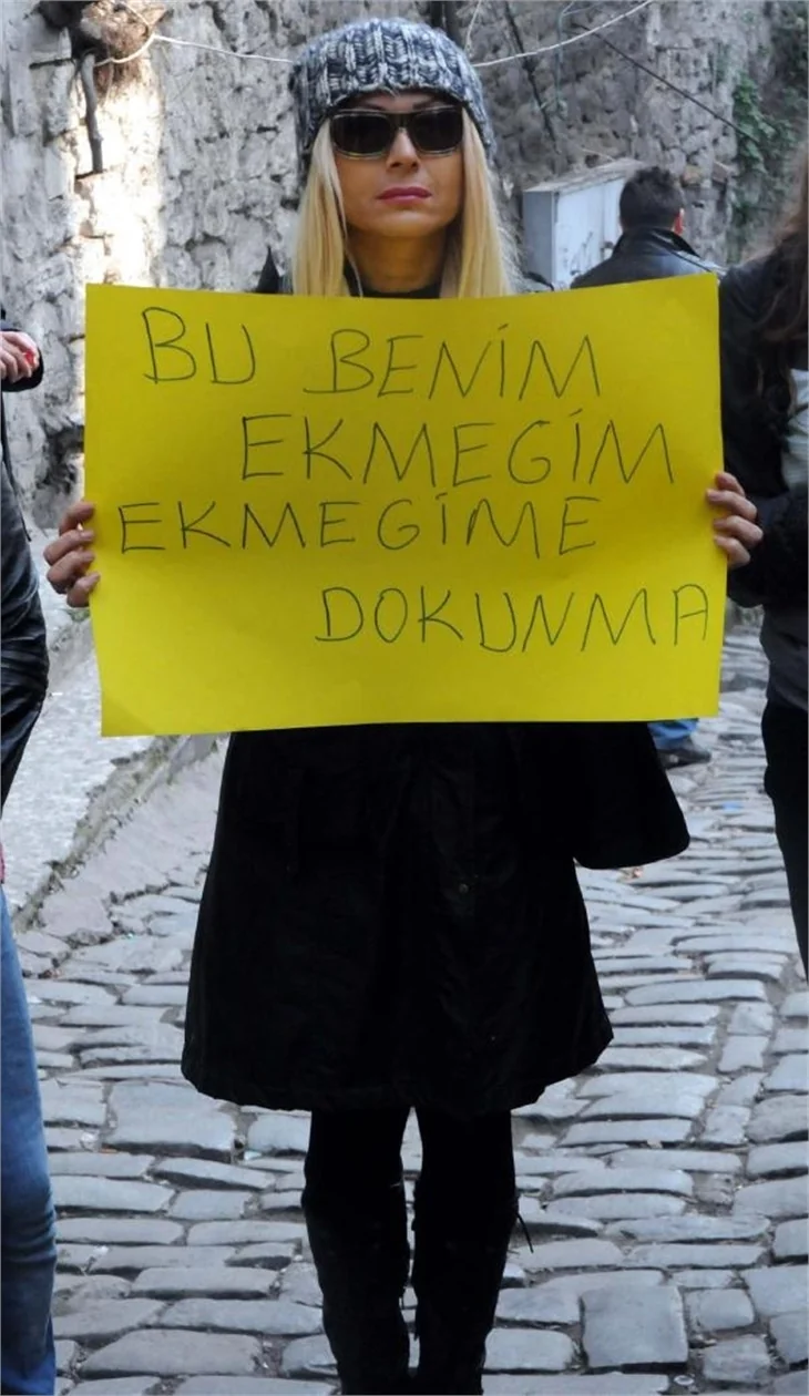 İstanbul'da genelev kadınları eylem yapıyor