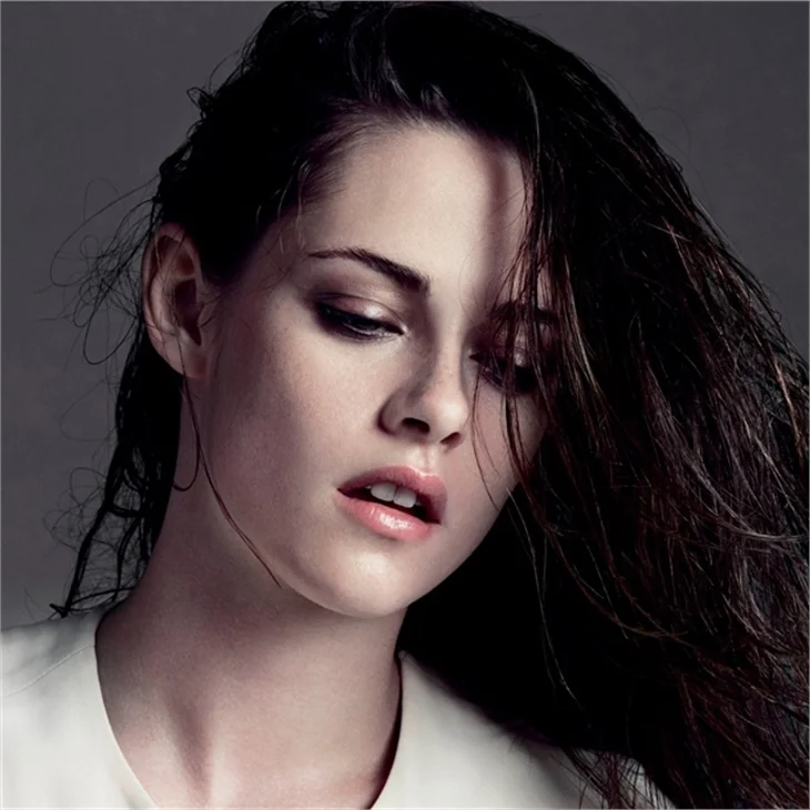Kristen Stewart'tan şaşırtan görüntüsü!