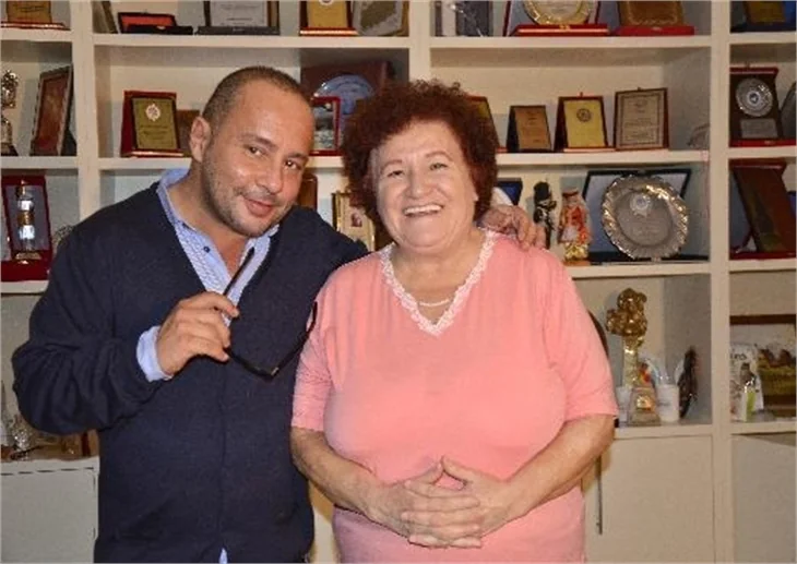 İzzet Çapa'nın Selda Bağcan röportajı!