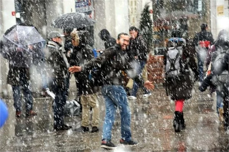 İstanbul'dan kar manzaraları