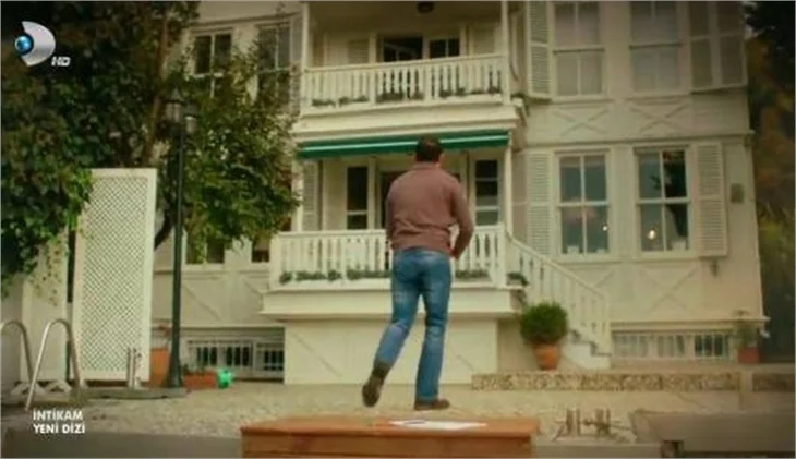 İşte Beren Saat'in yeni yalısı...
