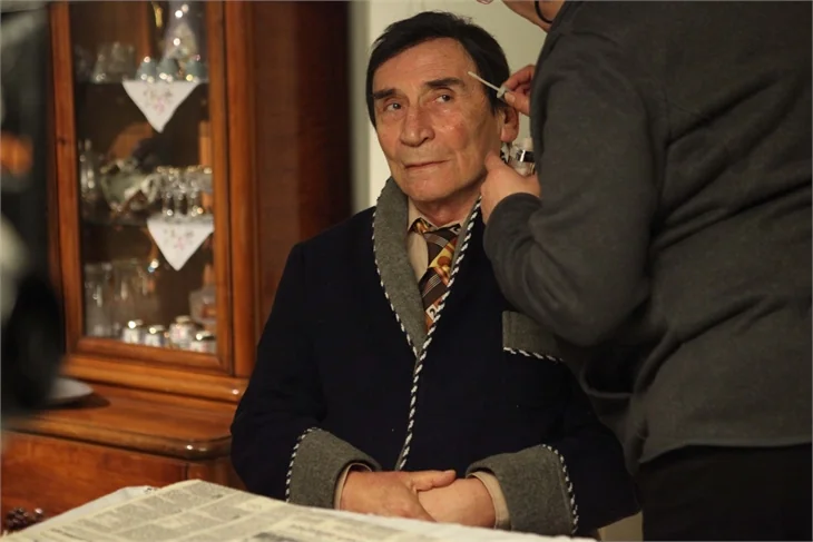 Tuncel Kurtiz 40 yaş gençleşti!