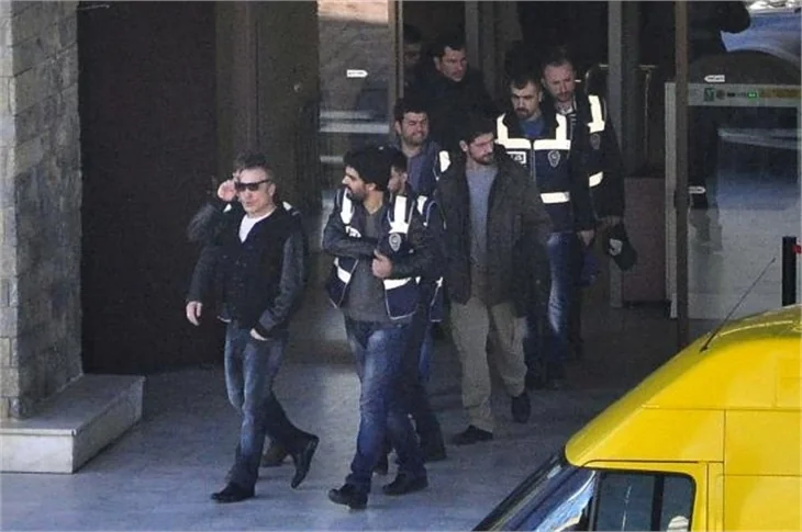 Ünlülere narkotik gözaltısı