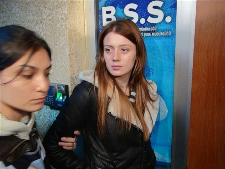 Ünlülere narkotik gözaltısı