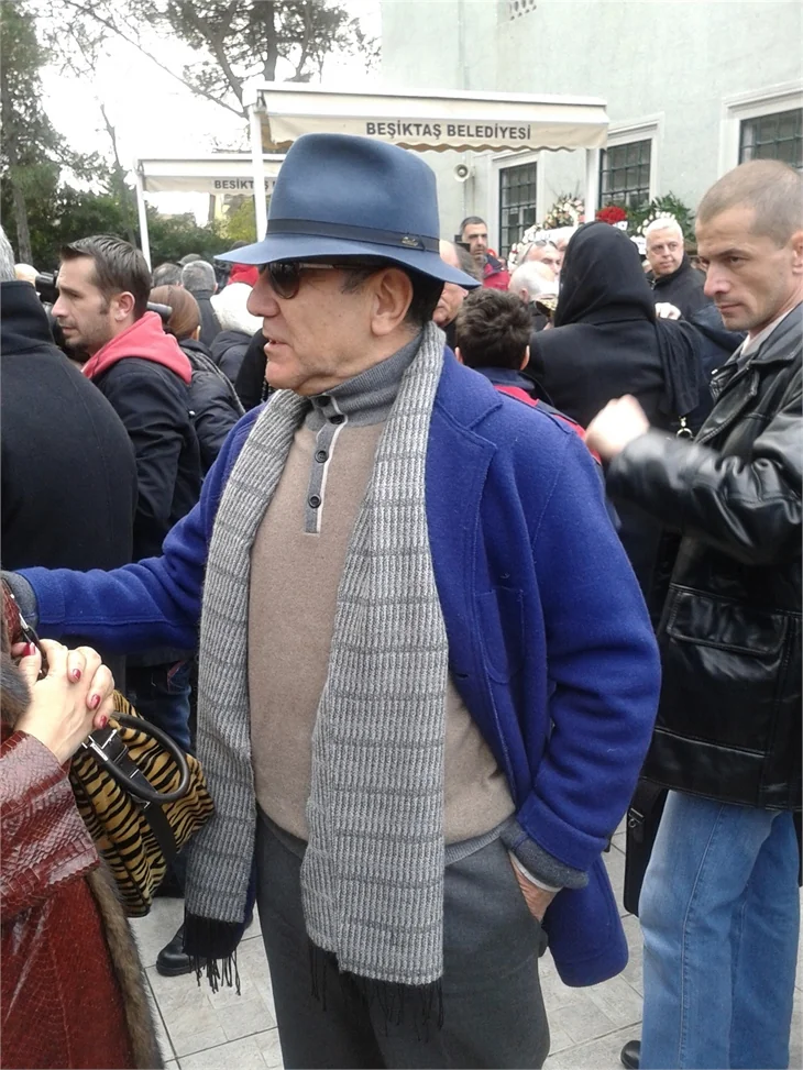 Ferdi Özbeğen son yolculuğuna uğurlandı