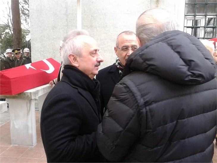 Ferdi Özbeğen son yolculuğuna uğurlandı