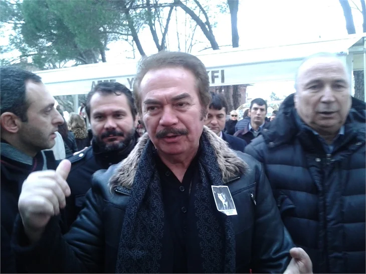Ferdi Özbeğen son yolculuğuna uğurlandı