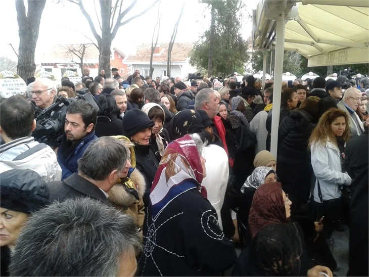 Ferdi Özbeğen son yolculuğuna uğurlandı