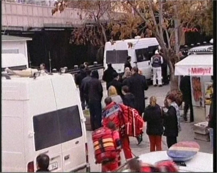 ABD Büyükelçiği önünde patlama