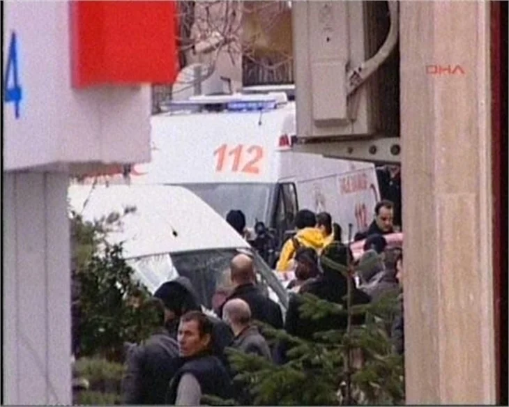 ABD Büyükelçiği önünde patlama
