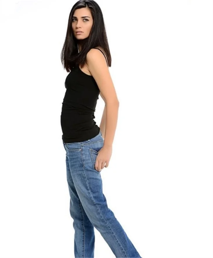 Tuba Büyüküstün'ün 20 Dakika fotoğrafları...