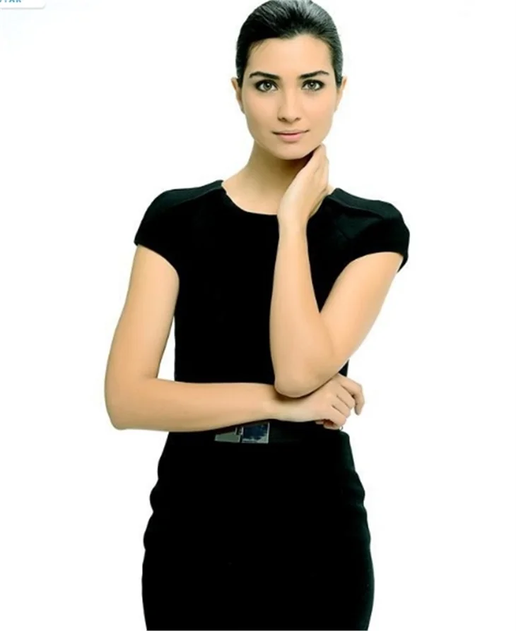 Tuba Büyüküstün'ün 20 Dakika fotoğrafları...
