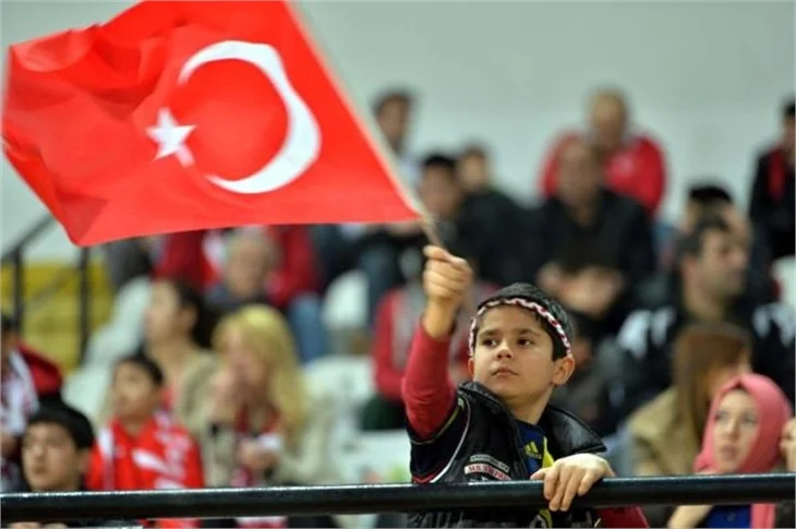 Avcı, daha bir kuş bile vuramadı!