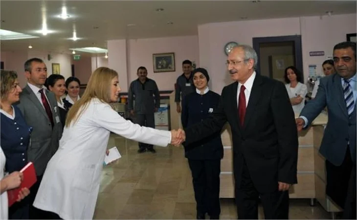Kemal Kılıçdaroğlu, Didem Tuncay'ı ziyaret etti