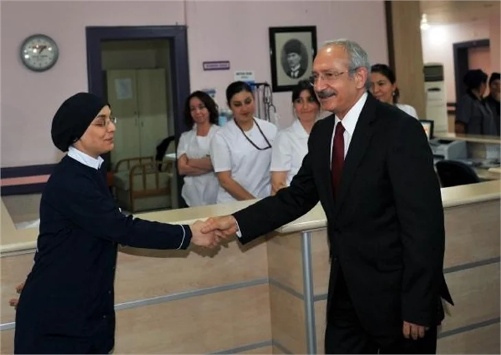 Kemal Kılıçdaroğlu, Didem Tuncay'ı ziyaret etti