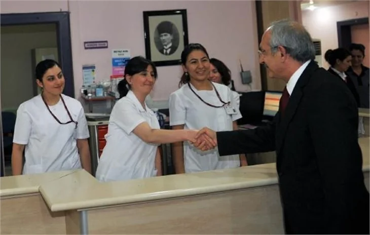 Kemal Kılıçdaroğlu, Didem Tuncay'ı ziyaret etti