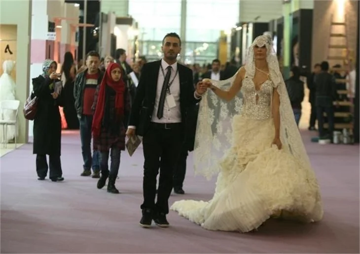 Gelinlik Fuarı'nda Arap rüzgarı
