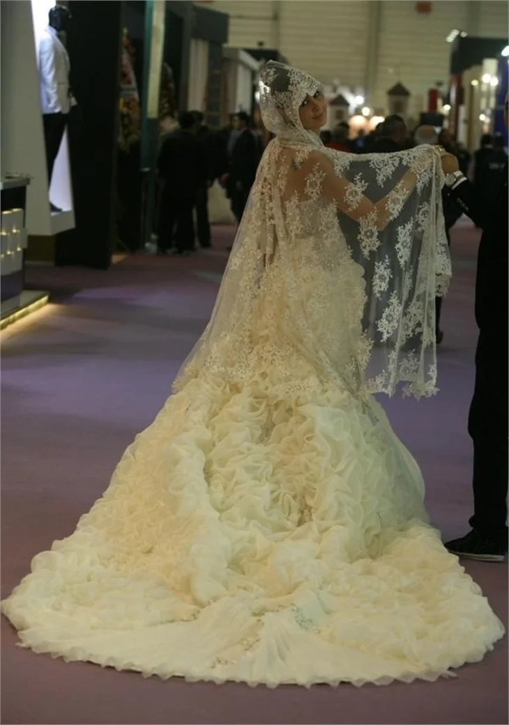 Gelinlik Fuarı'nda Arap rüzgarı